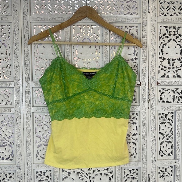 Bisou Bisou Tops - Y2K Bisou Bisou Green & Yellow Lace V Neck Spaghetti Strap Cami Sz Medium